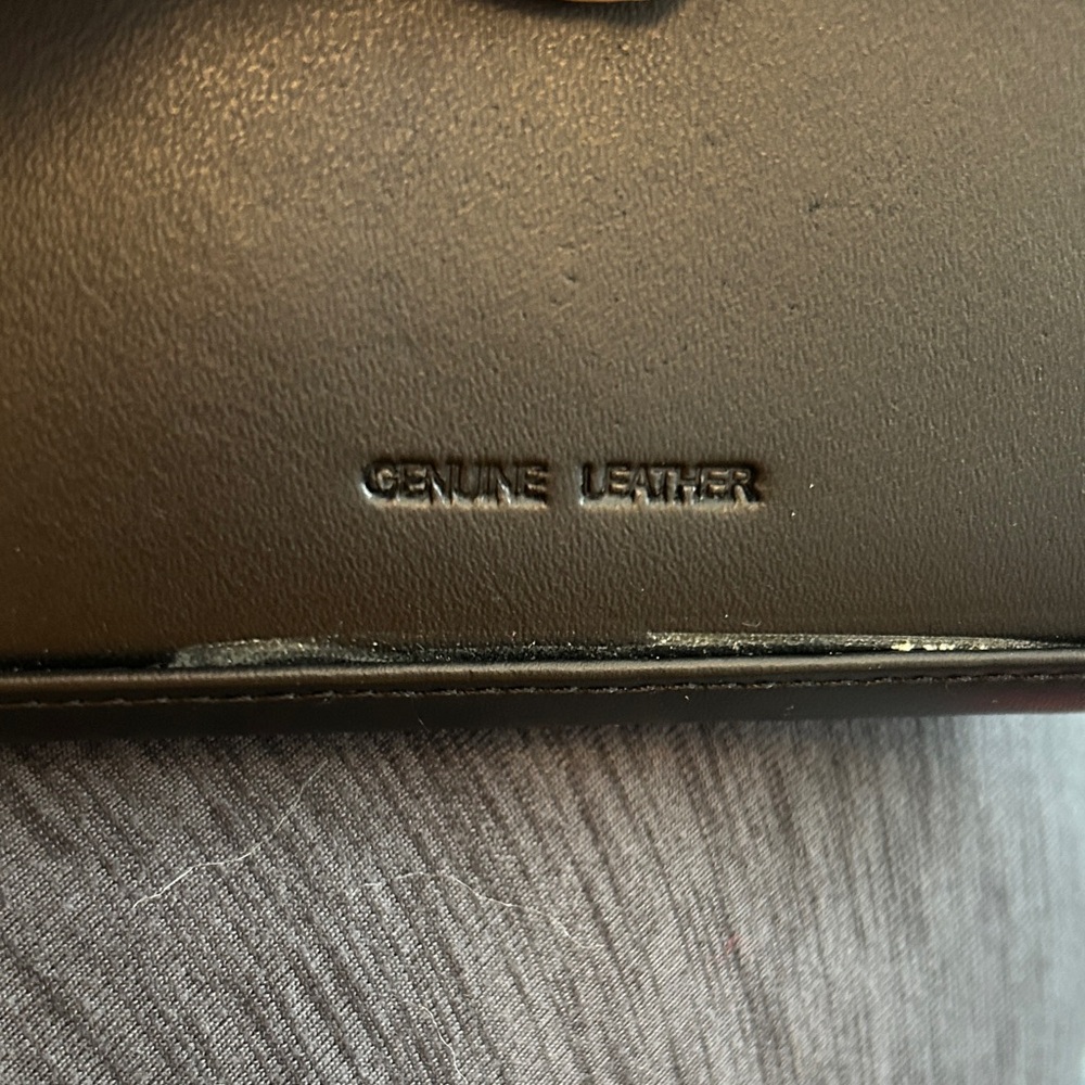 Etienne Aigner Black Leather Wallet - Picture 3 of 5